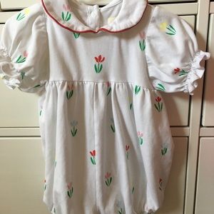 The Beaufort Bonnet Company tulip bubble 2T